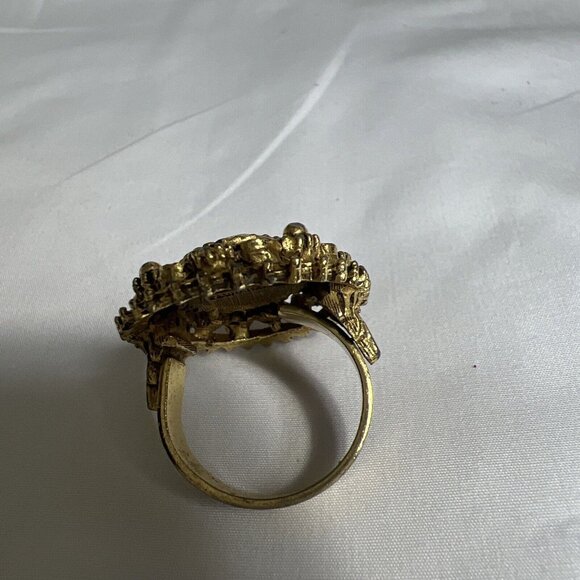 Vintage Florenza Gold Tone Hand Carved Shell Lady Cameo Ring Adjustable rubyred - Picture 7 of 10